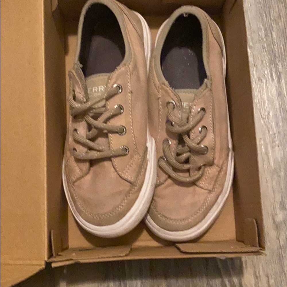 Kids sperrys